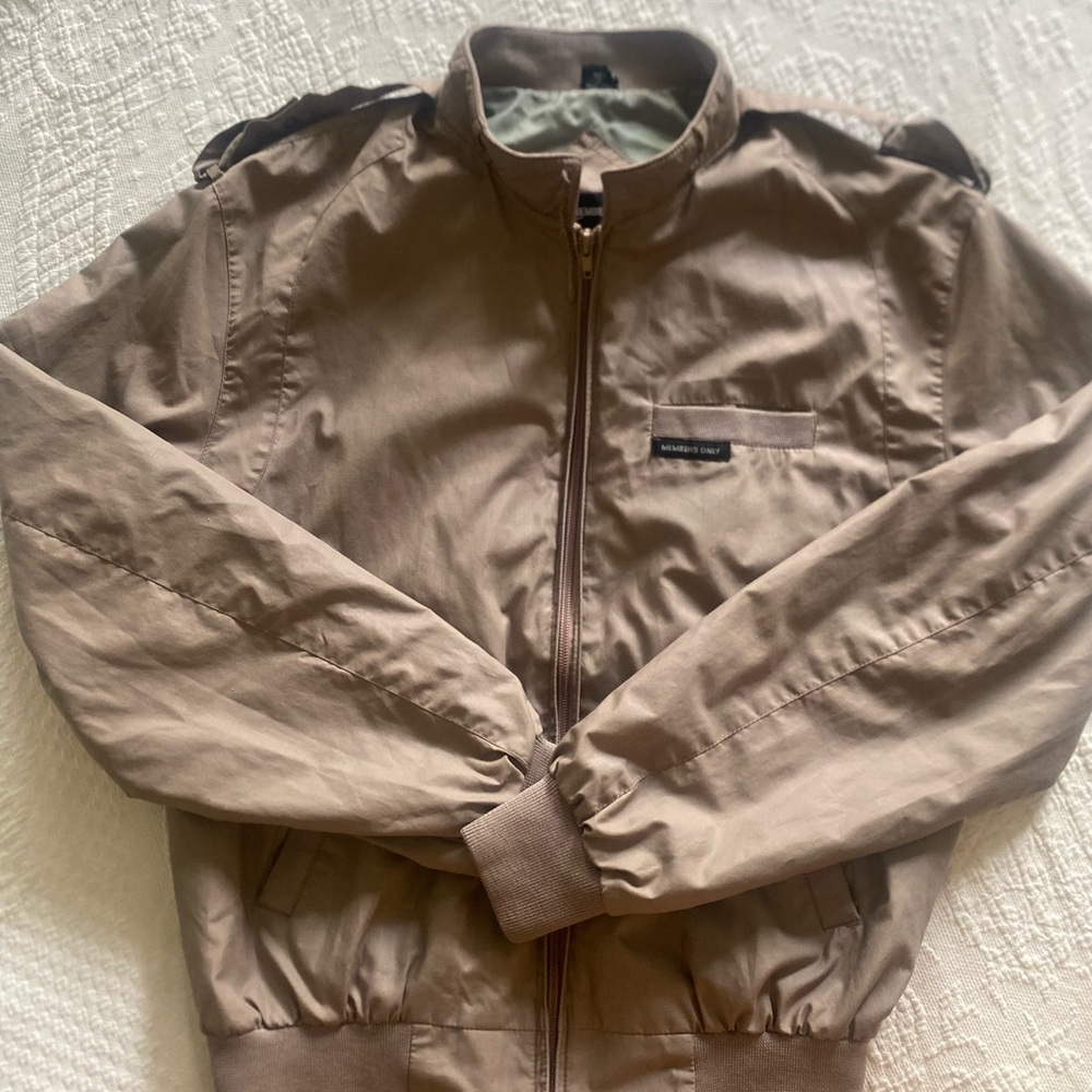 Vintage Members Only Bomber Jacket Size 40